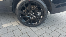 Land Rover Discovery 3.0 D300 R-Dynamic HSE 5dr Auto Diesel Station Wagon